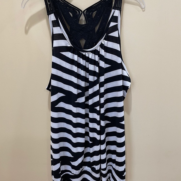 Tank Top - Picture 3 of 4